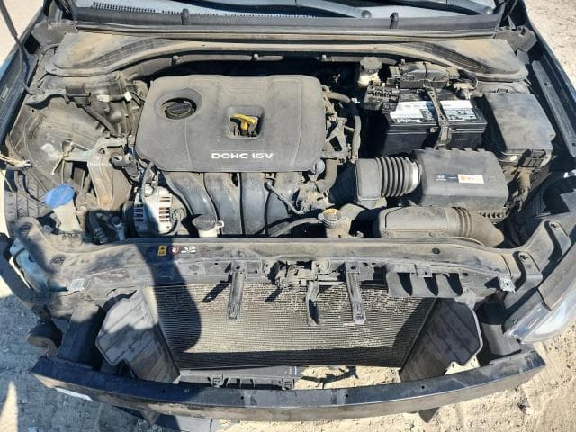 2017 HYUNDAI ELANTRA SE 11