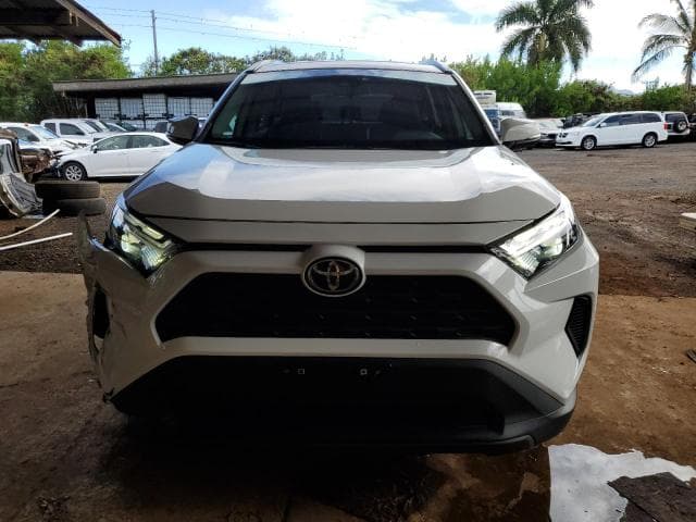 2022 TOYOTA RAV4 XLE 5