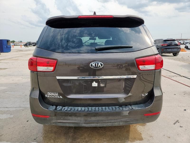 2018 KIA SEDONA LX 6