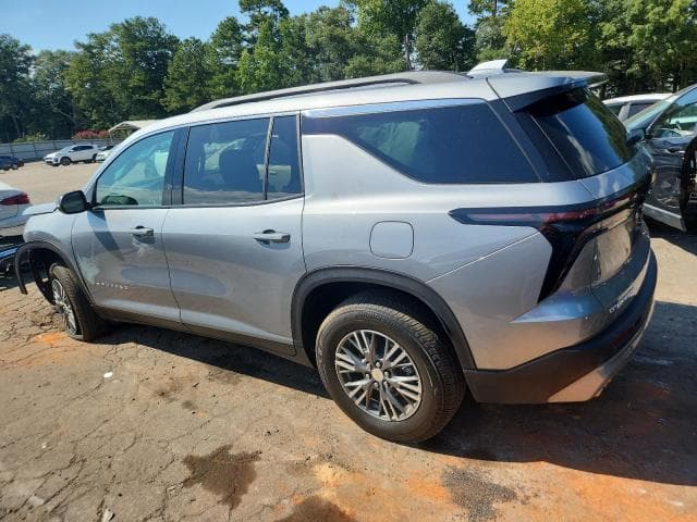 2025 CHEVROLET TRAVERSE LT 2