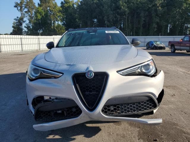 2020 ALFA ROMEO STELVIO 5