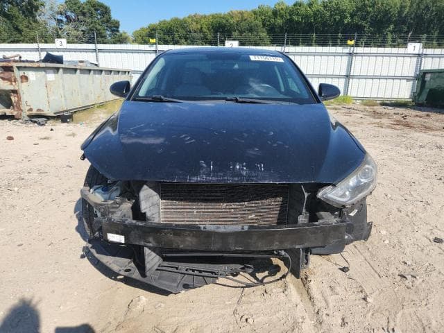 2017 HYUNDAI ELANTRA SE 5