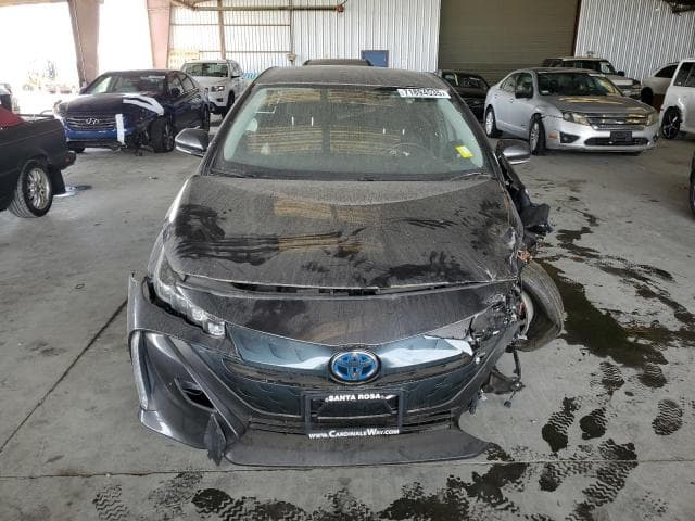 2018 TOYOTA PRIUS PRIME 5