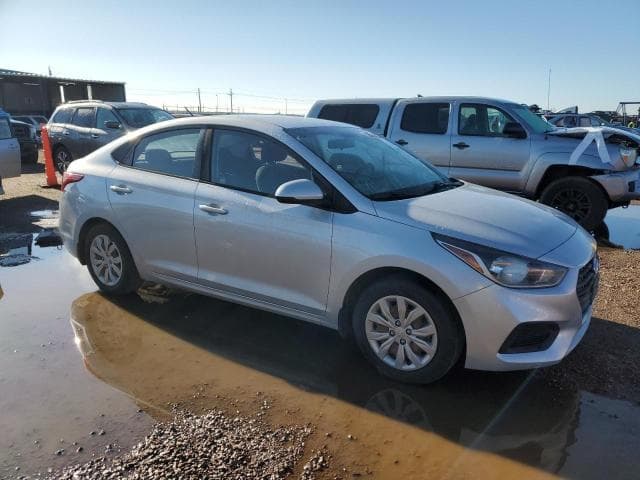 2018 HYUNDAI ACCENT SE 4