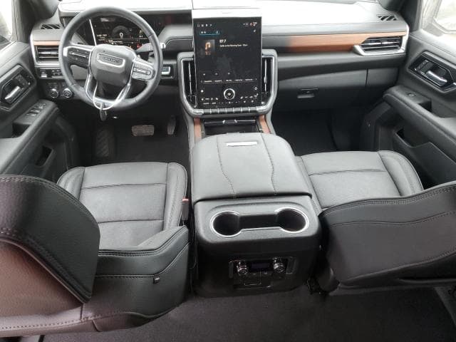 2025 GMC YUKON XL DENALI 8