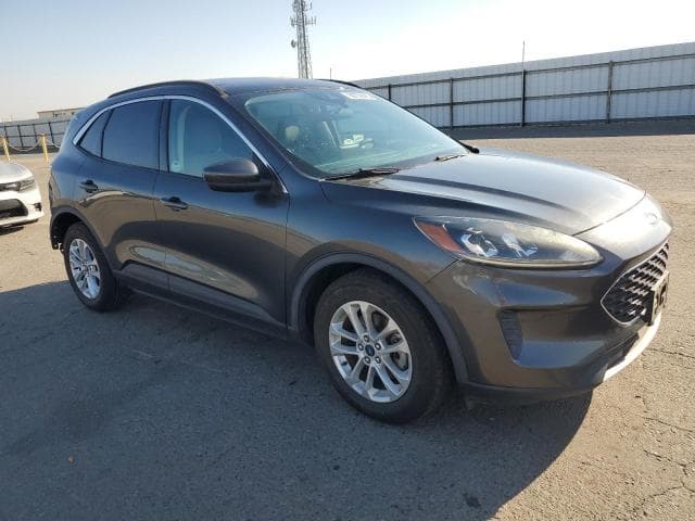 2020 FORD ESCAPE SE 4