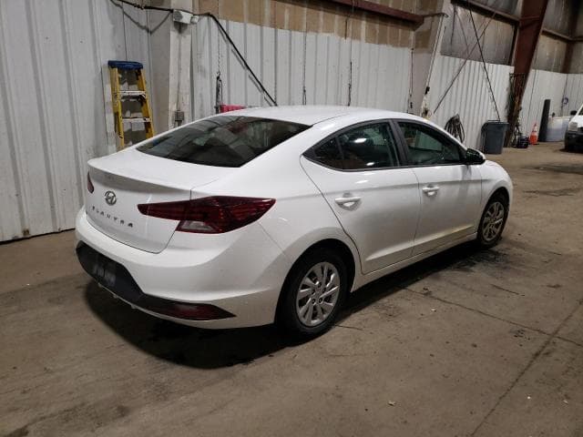2019 HYUNDAI ELANTRA SE 3