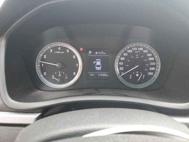 2018 HYUNDAI SONATA SE 9