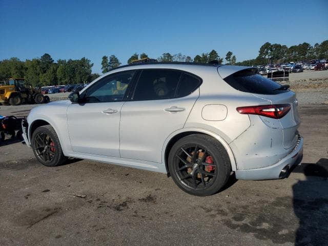 2020 ALFA ROMEO STELVIO 2
