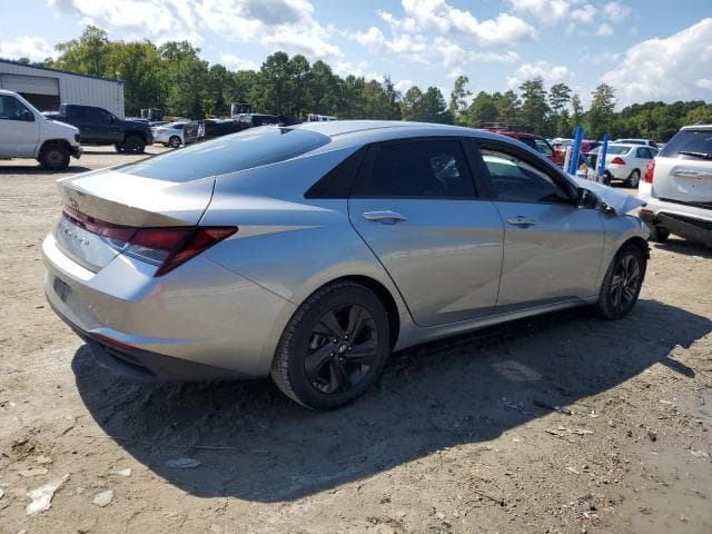 2022 HYUNDAI ELANTRA SEL 3