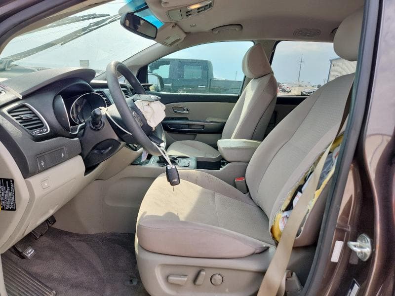 2018 KIA SEDONA LX 7