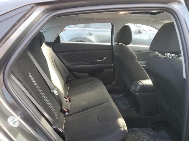 2023 HYUNDAI ELANTRA SEL 10