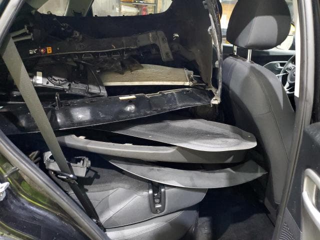 2019 KIA NIRO LX 11