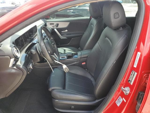2020 MERCEDES-BENZ A 220 7