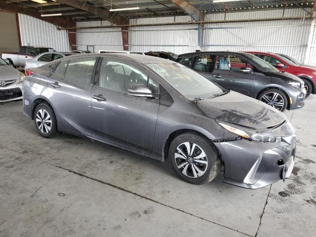 2018 TOYOTA PRIUS PRIME 4