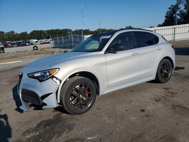 2020 ALFA ROMEO STELVIO - 1