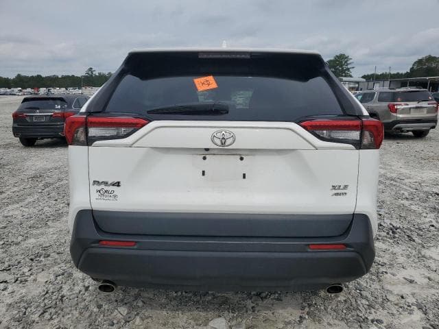 2021 TOYOTA RAV4 XLE 6