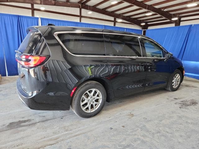 2023 CHRYSLER PACIFICA TOURING L 3