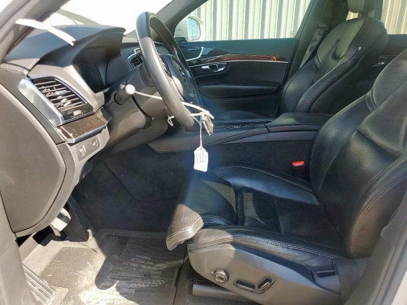 2017 VOLVO XC90 T6 7