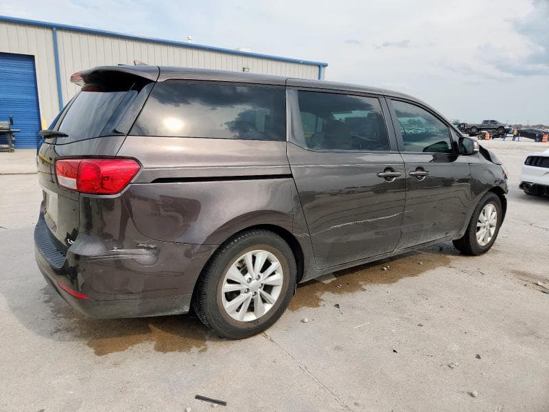 2018 KIA SEDONA LX 3