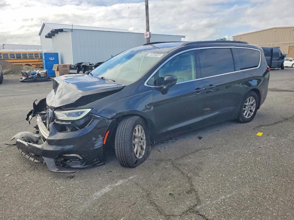 2022 CHRYSLER PACIFICA TOURING L - 1