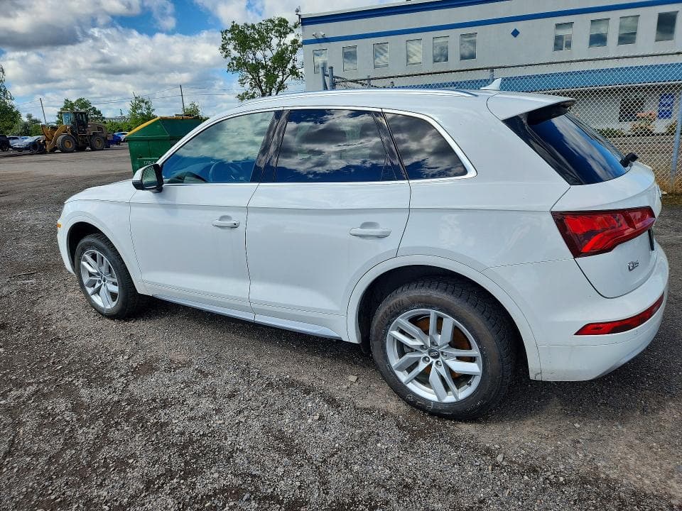 2020 AUDI Q5 PREMIUM 2