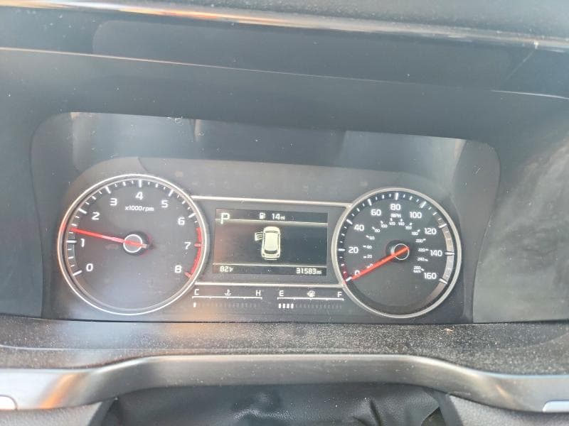 2022 KIA SORENTO LX 9