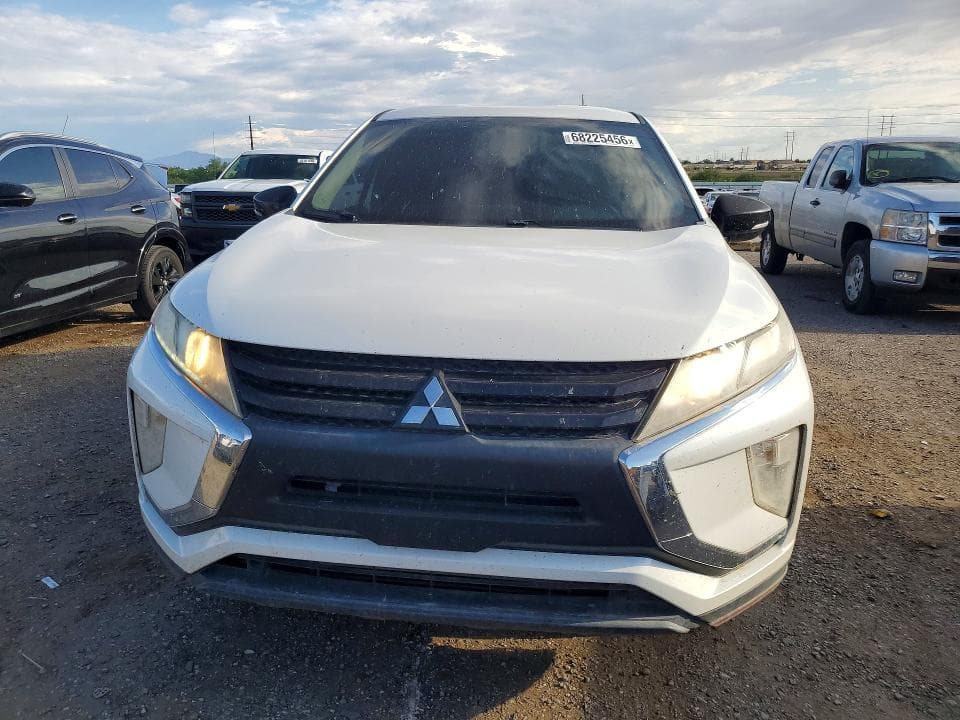 2019 MITSUBISHI ECLIPSE CROSS LE 5