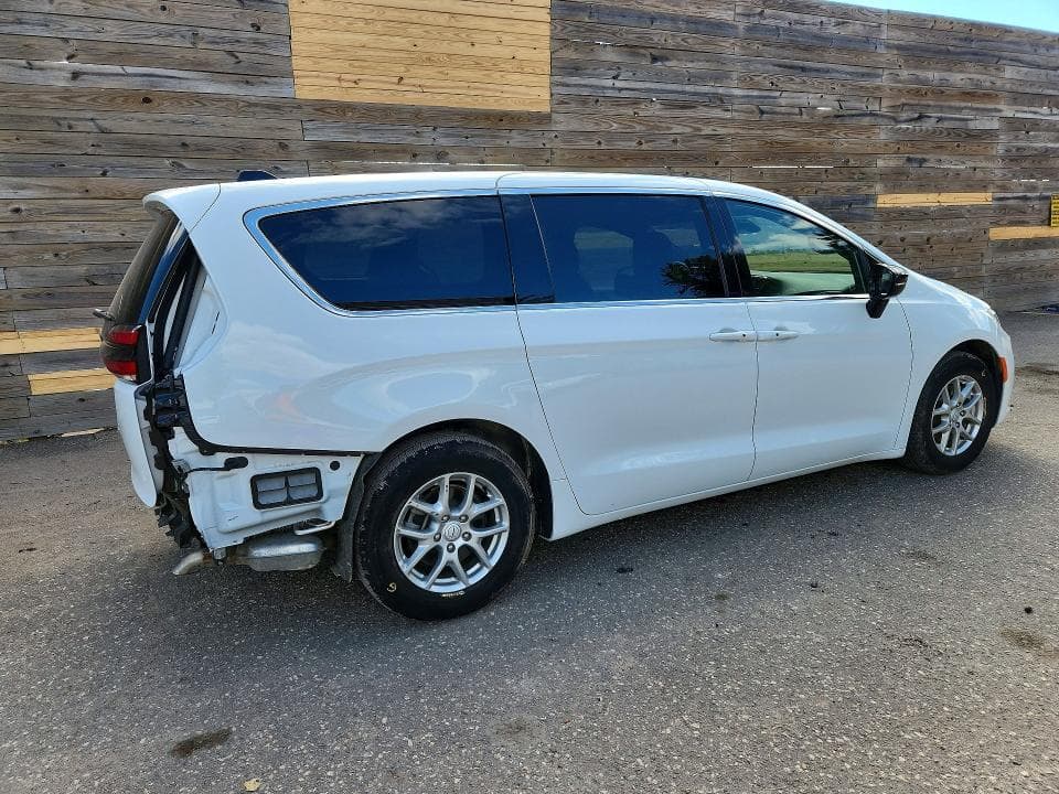 2026 CHRYSLER PACIFICA SELECT 3