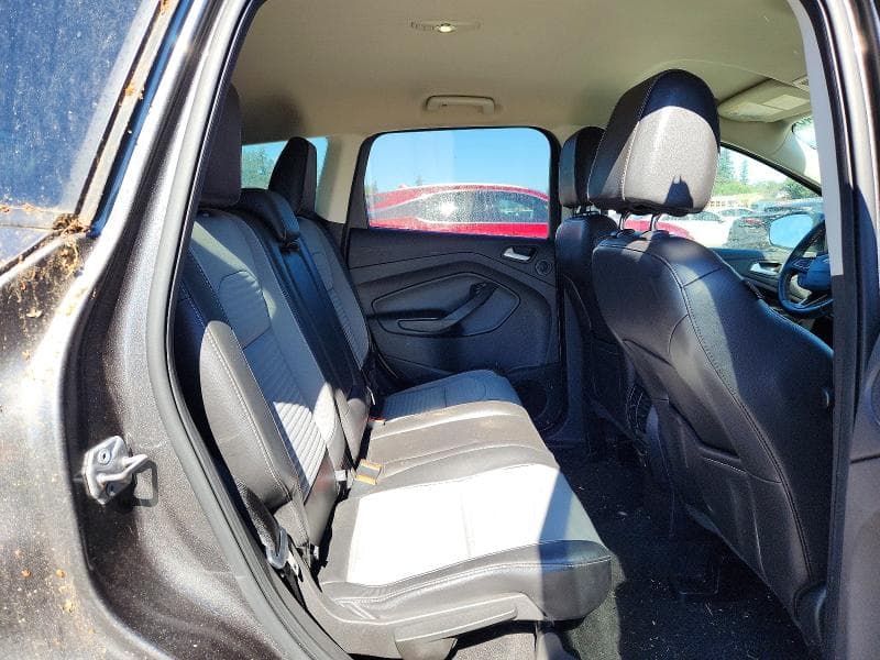 2017 FORD ESCAPE SE 11