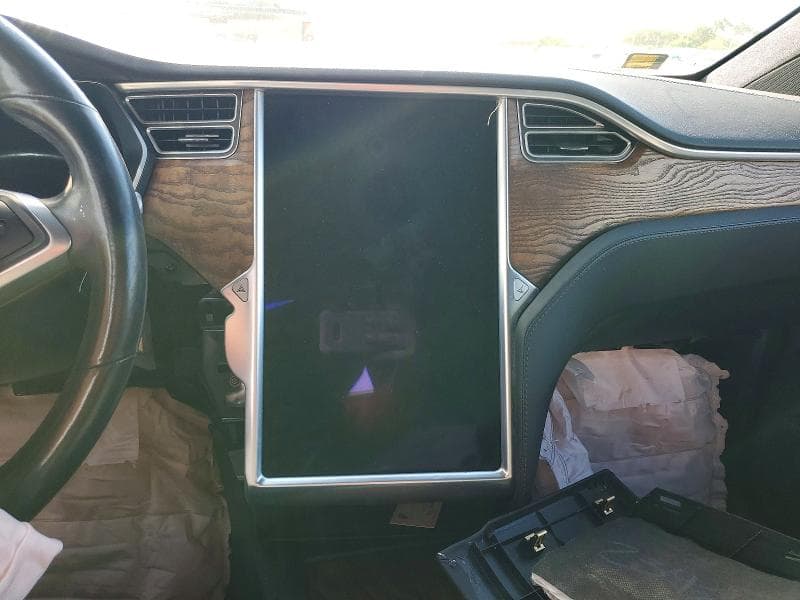 2018 TESLA MODEL X 9