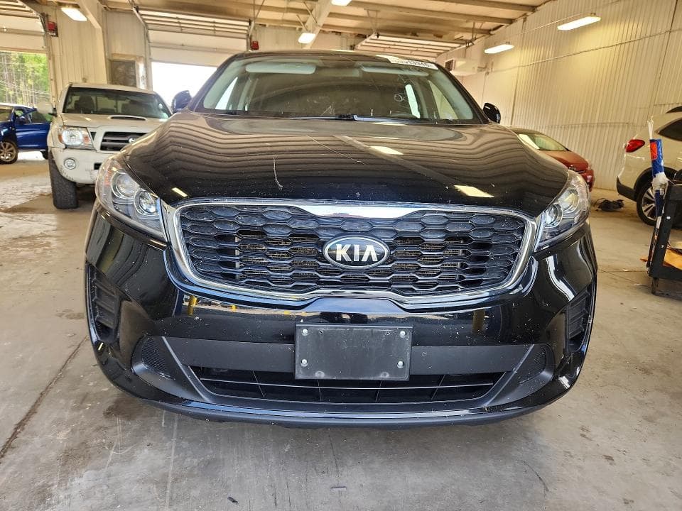 2019 KIA SORENTO LX V6 5