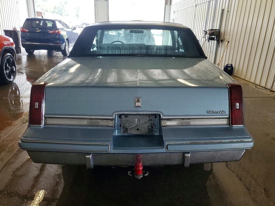 1985 OLDSMOBILE CUTLASS SUPREME 6