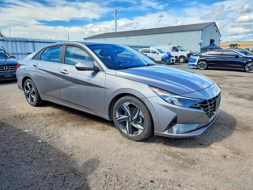 2023 HYUNDAI ELANTRA SEL 4