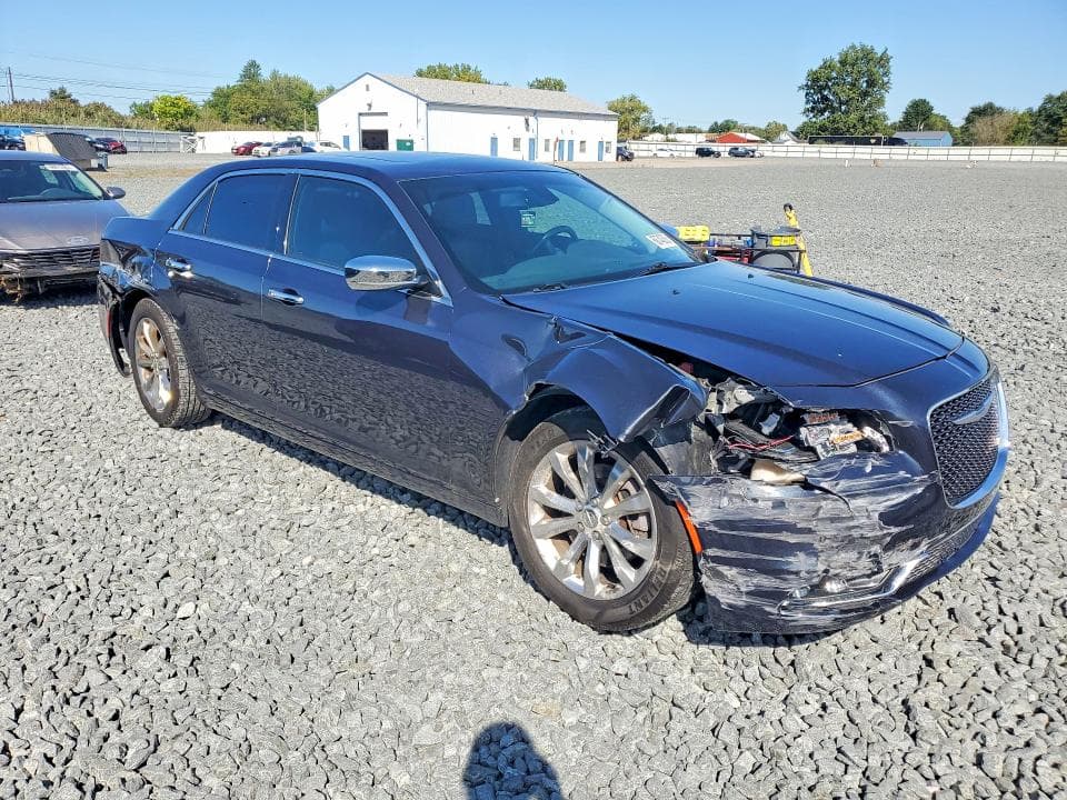 2017 CHRYSLER 300C 4