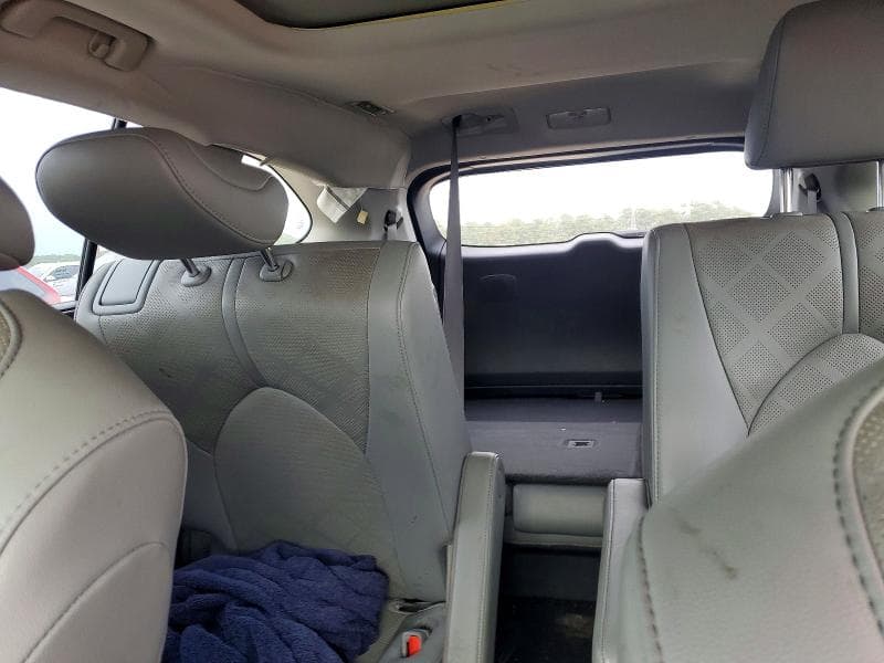 2021 TOYOTA HIGHLANDER HYBRID PLATINUM 10