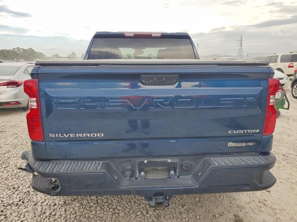 2023 CHEVROLET SILVERADO K1500 CUSTOM 6