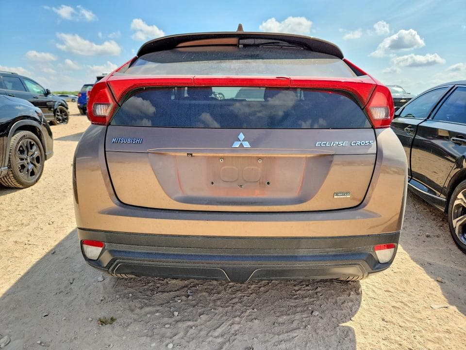 2019 MITSUBISHI ECLIPSE CROSS LE 6