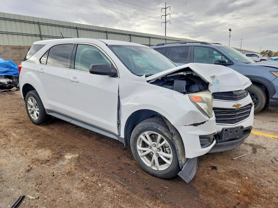 2017 CHEVROLET EQUINOX LS 4
