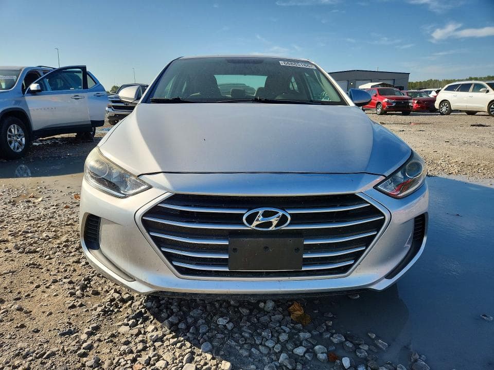 2018 HYUNDAI ELANTRA SEL 5