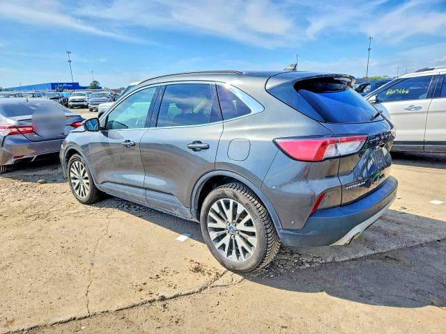 2020 FORD ESCAPE TITANIUM 2