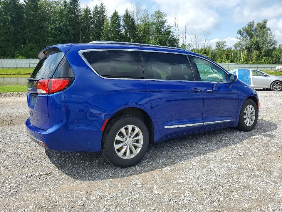 2019 CHRYSLER PACIFICA TOURING L 3