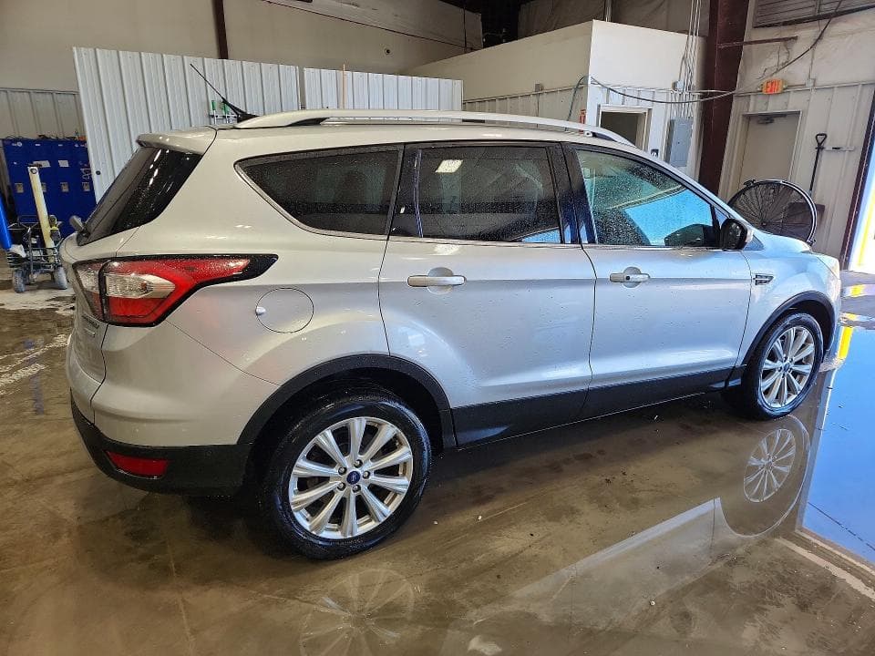 2017 FORD ESCAPE TITANIUM 3