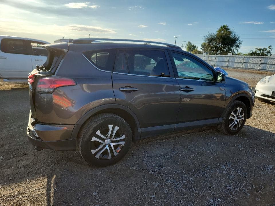 2017 TOYOTA RAV4 LE 3
