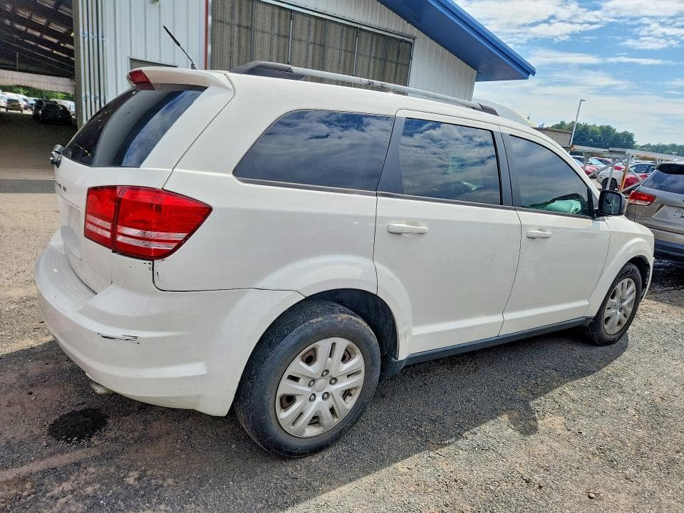 2019 DODGE JOURNEY SE 3