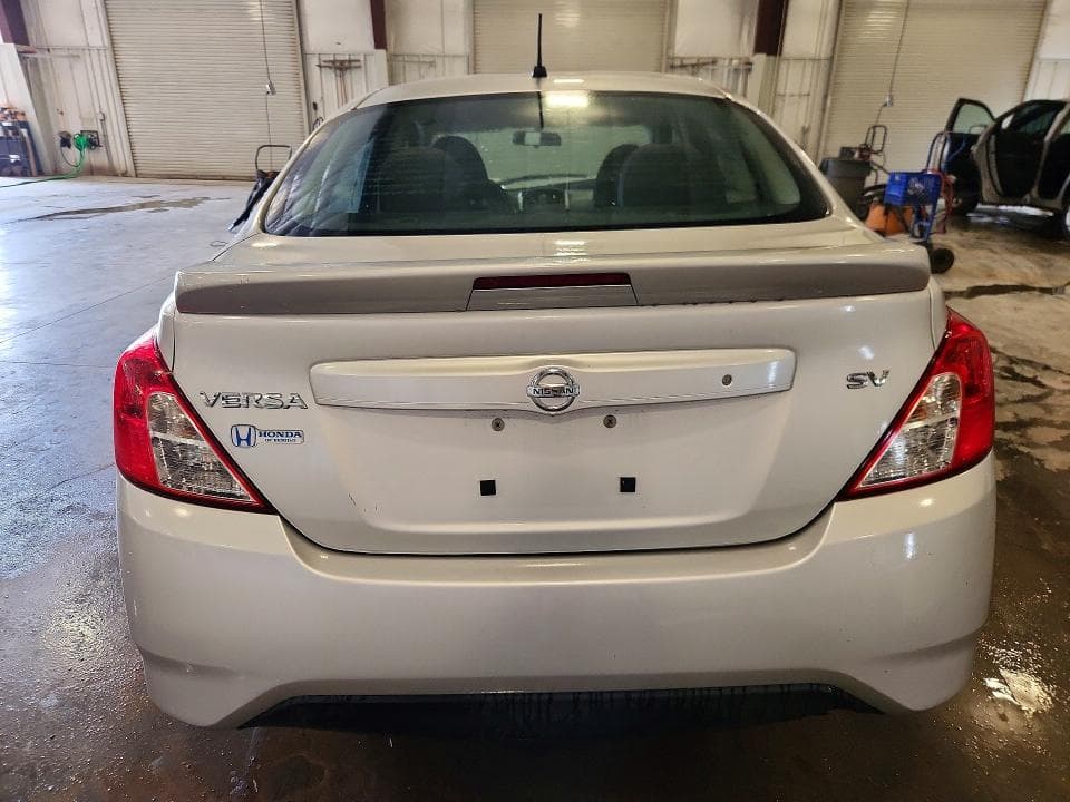 2017 NISSAN VERSA 1.6 SV 6