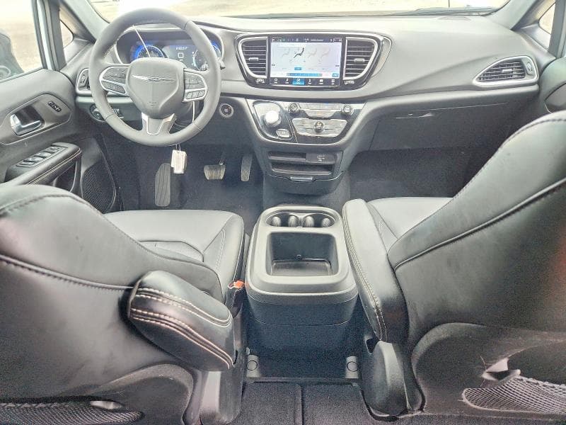 2026 CHRYSLER PACIFICA SELECT 8