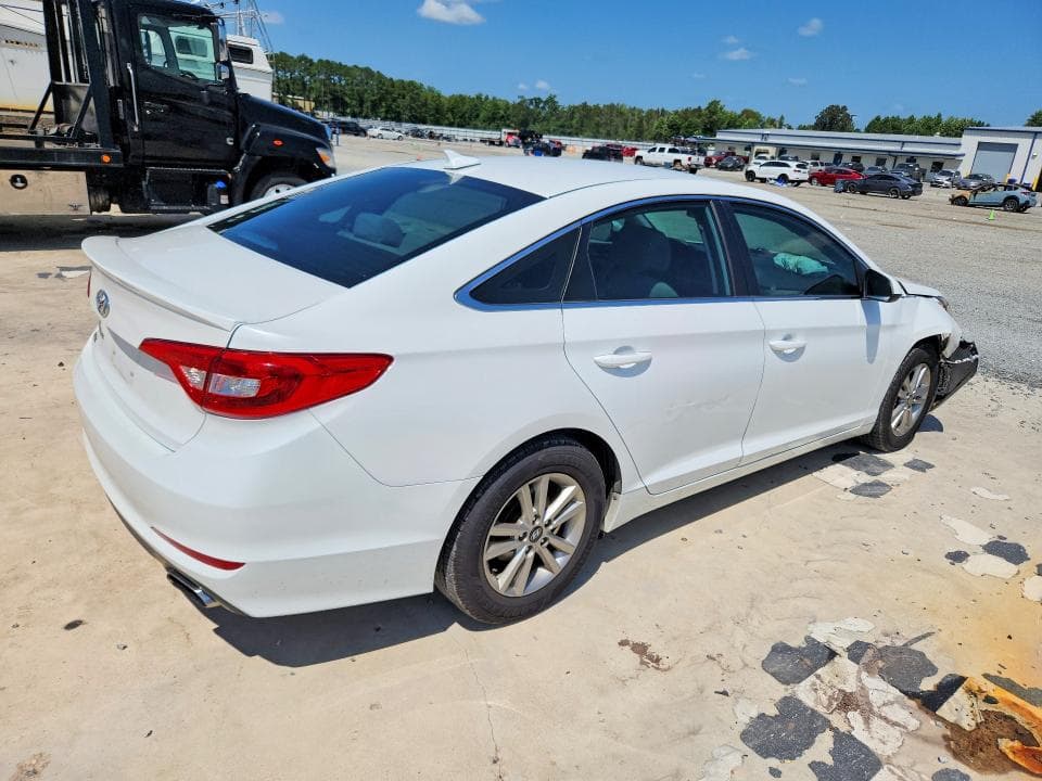 2017 HYUNDAI SONATA SE 3