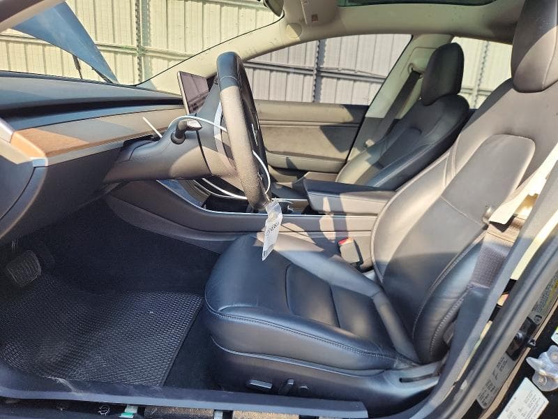 2019 TESLA MODEL 3 7