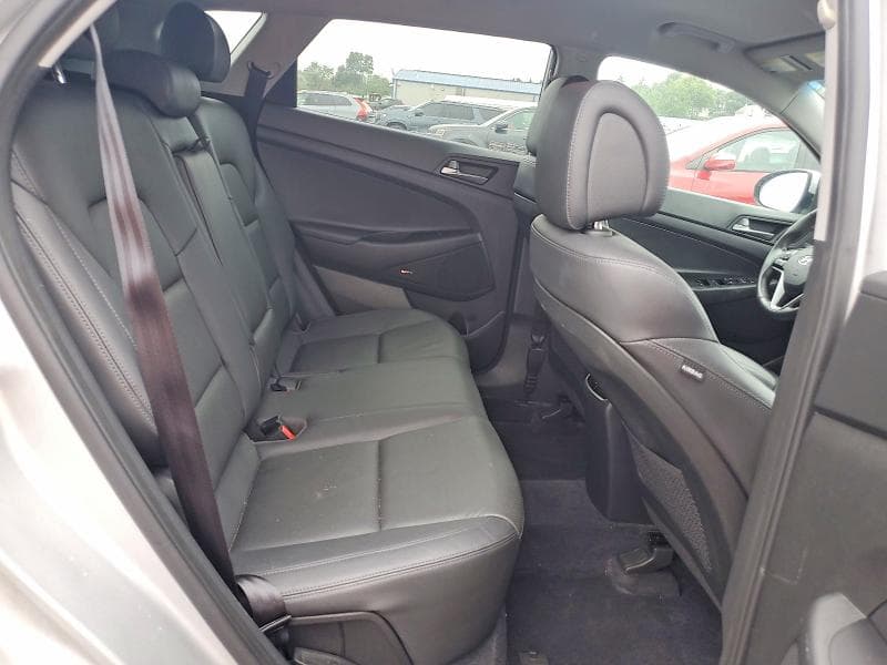 2017 HYUNDAI TUCSON SE PLUS 11